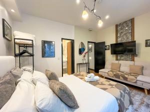 21 Atelier Chaplin Montorgueil