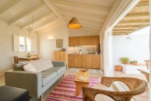 Casinha Da Cabra, Casas Do Poente