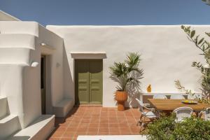 Thymonia House