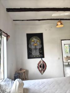 La cueva house
