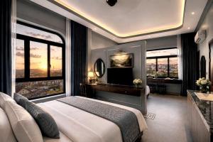 The Lumina Premium Hotel