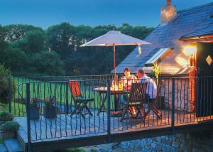 Garnffrwd Cottages