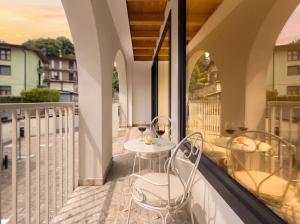 Lake Iseo Apartments & Suites