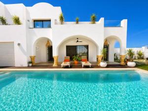 Villa Hanine S3 Piscine