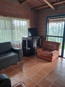 FINCA EL ALTO SAN LUiS