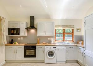 Ford Farm Lodges