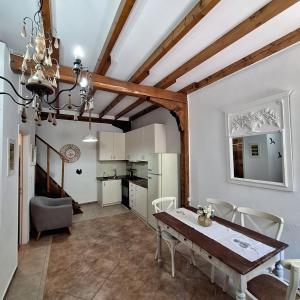 Casa di Sofiana by wood and stone