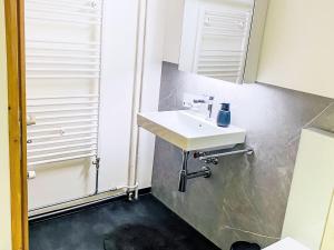 Apartment Chesa Margadant by Interhome