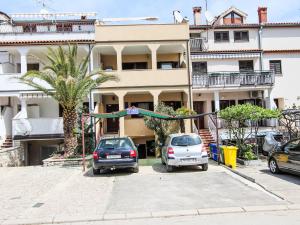 Apartment Nette Ferienwohnung in Rovinj mit Offenem Kamin by Interhome