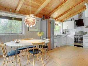 Holiday Home Thorger - 5km from the sea by Interhome