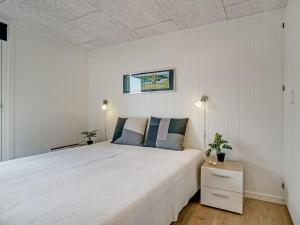 Holiday Home Cholena - 700m from the sea by Interhome