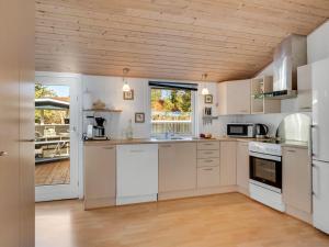 Holiday Home Eli - 1-4km from the sea by Interhome