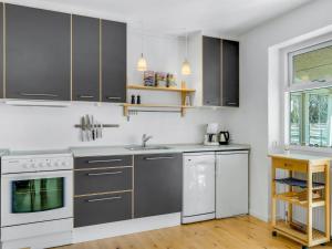 Holiday Home Adla - 450m from the sea by Interhome