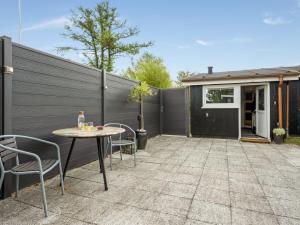 Holiday Home Rikkart - from the sea by Interhome