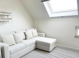 Central Ghent, 2 Private Rooms with Wi-Fi