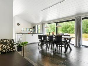 Holiday Home Sighvat - 300m from the sea by Interhome