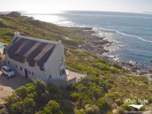 Whale Huys Luxury Oceanfront Eco Villa