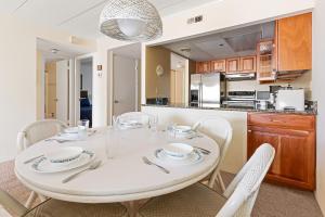 Ocean View 2-Bedroom Condo at Excalibur Perfect Coastal Getaway
