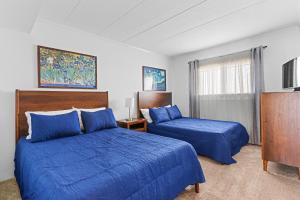 Ocean View 2-Bedroom Condo at Excalibur Perfect Coastal Getaway