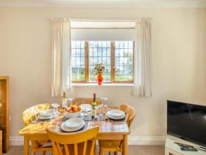 Fair Isle Holiday Cottages - Hill Top Barn