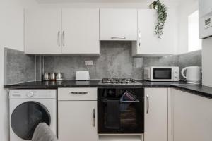 Immaculate 3bd home - COOP - Etihad - Pool Table