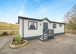 Nunland Hillside Lodges