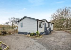 Nunland Hillside Lodges