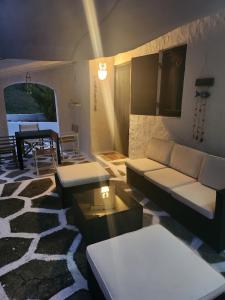 Sani Beach Guest House Myrtali