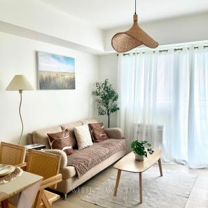 Suite - One Bedroom Corner Unit with Huge Balcony & Mt Arayat View