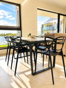Apartament HORYZONT z widokiem na Jezioro Drwęckie ROYAL APARTS OSTRÓDA