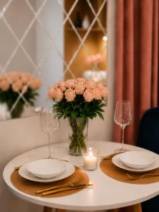 Green Terrace Centrum Apartment - Cozy terrace, Free Parking, NETFLIX - Rail Station 850m