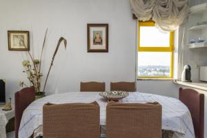 A58 - Rocha Grand View Apartment in Portimão