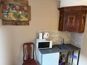 Delta 5, Nice 2-bedroom, 3 bed, free wifi