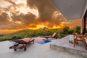 Made Hill Villa