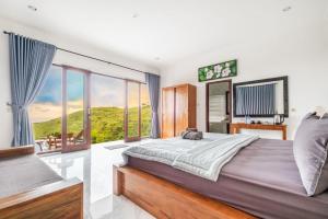 Made Hill Villa