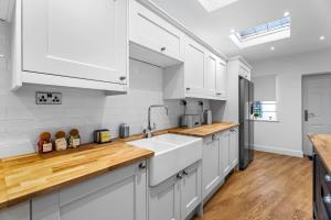 Spa Style Bathroom Luxury Home Jewellery Quarter, Birmingham City Centre!