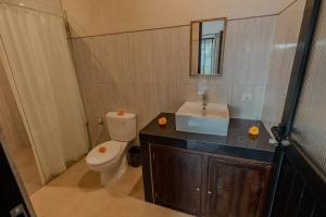 Peaceful 2BR Villa Near Rice Fields in Cemagi