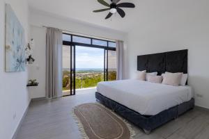 Oceanview Luxury Villa Pool Near Beaches