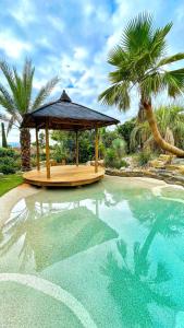 Villa Halo Lagoon Pool & Exclusive seaside getaway