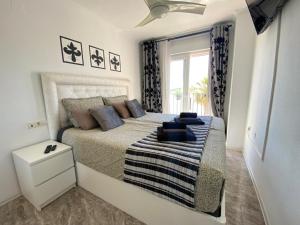 LaZenia-Holiday - Vacation Apartment - Torrevieja, Costa Blanca, Spain