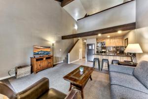 Lakeland Village #324 - Tahoe Studio +Loft Ski & Beach