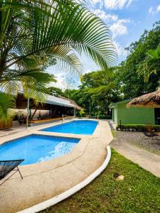 Viajero La Fortuna Hostel