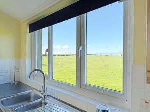 Thelmas House - Uk48886
