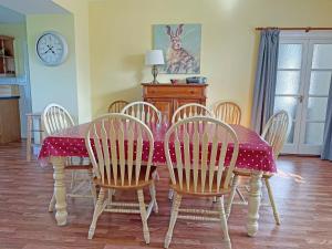 Thelmas House - Uk48886