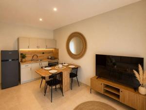 Twin Garden Suites Nea Potidea
