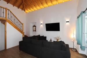 Stellas House Main