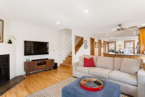 Birds Nest -2BR Downtown Saugatuck Walkable