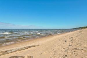 Viewhouse -Private Beach Access - Walkable - EV