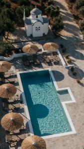 Paranthos Island Living