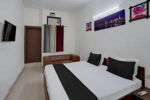 Hotel O Shakuntala Palace
